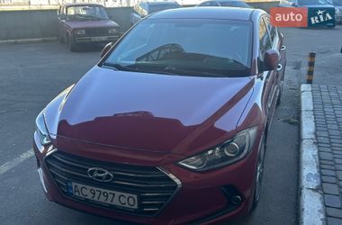 Седан Hyundai Elantra 2016 в Киеве