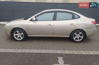 Седан Hyundai Elantra 2007 в Киеве