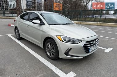 Седан Hyundai Elantra 2016 в Харкові