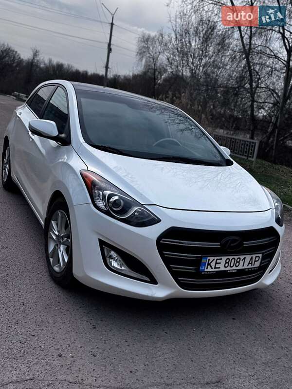 Hyundai Elantra 2015
