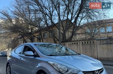 Седан Hyundai Elantra 2011 в Киеве