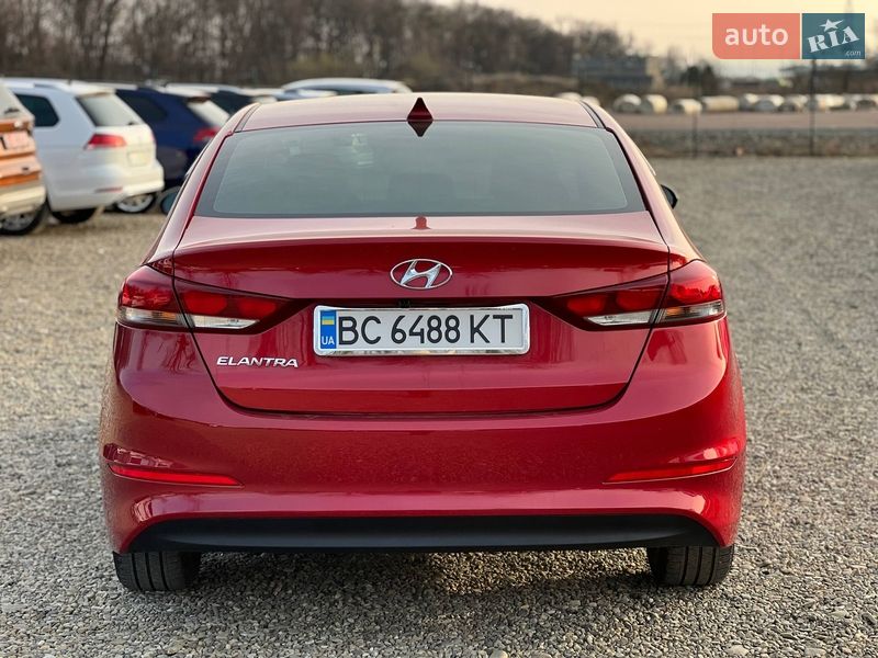 Седан Hyundai Elantra 2018 в Стрые