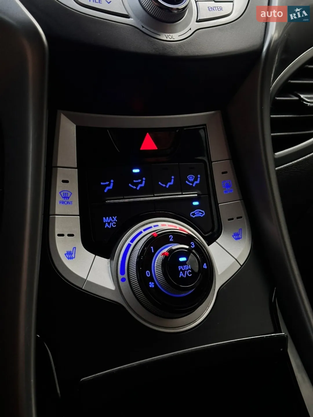 2012 Hyundai Elantra - мініатюра 12