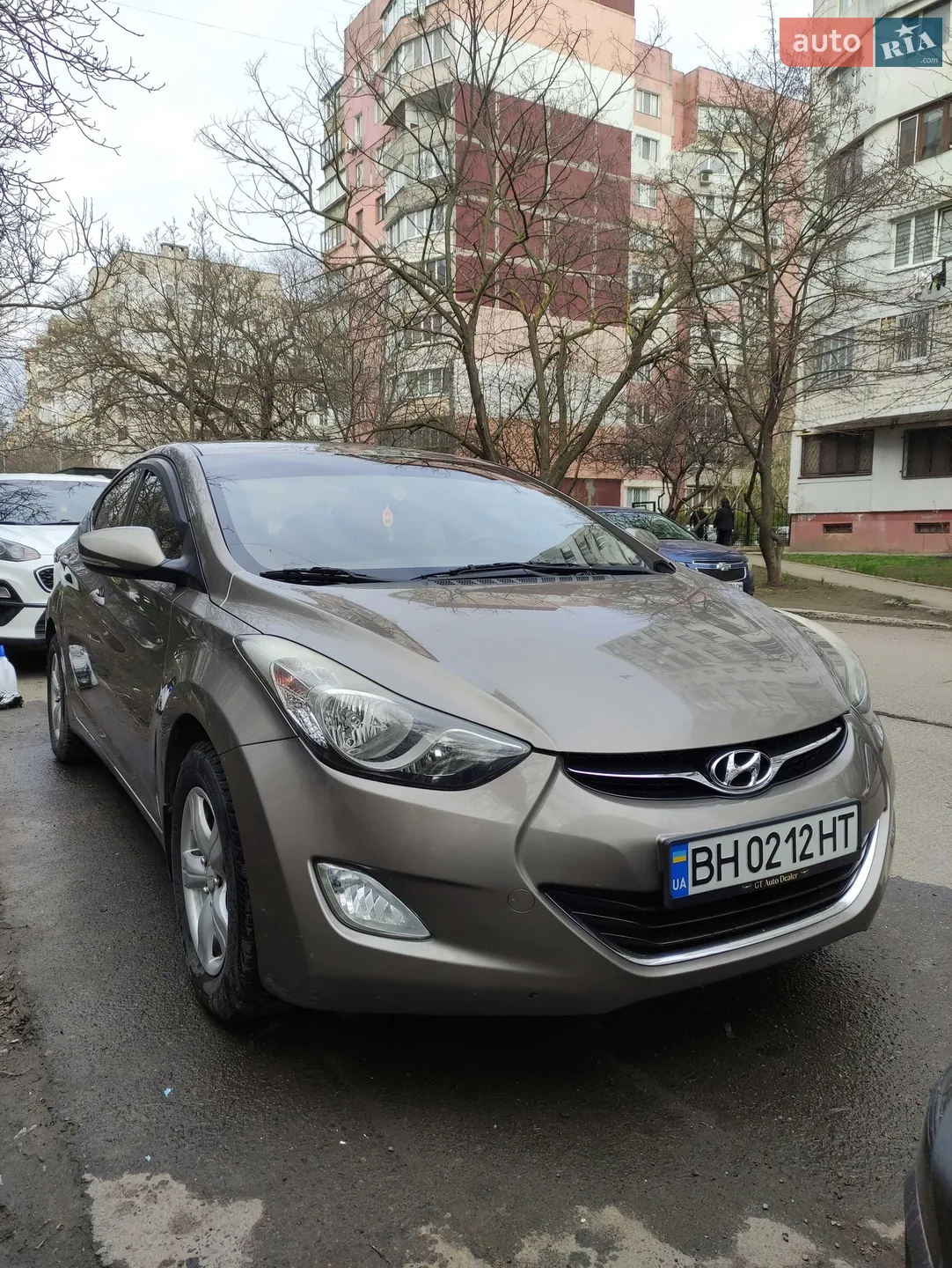 2012 Hyundai Elantra - фото 1