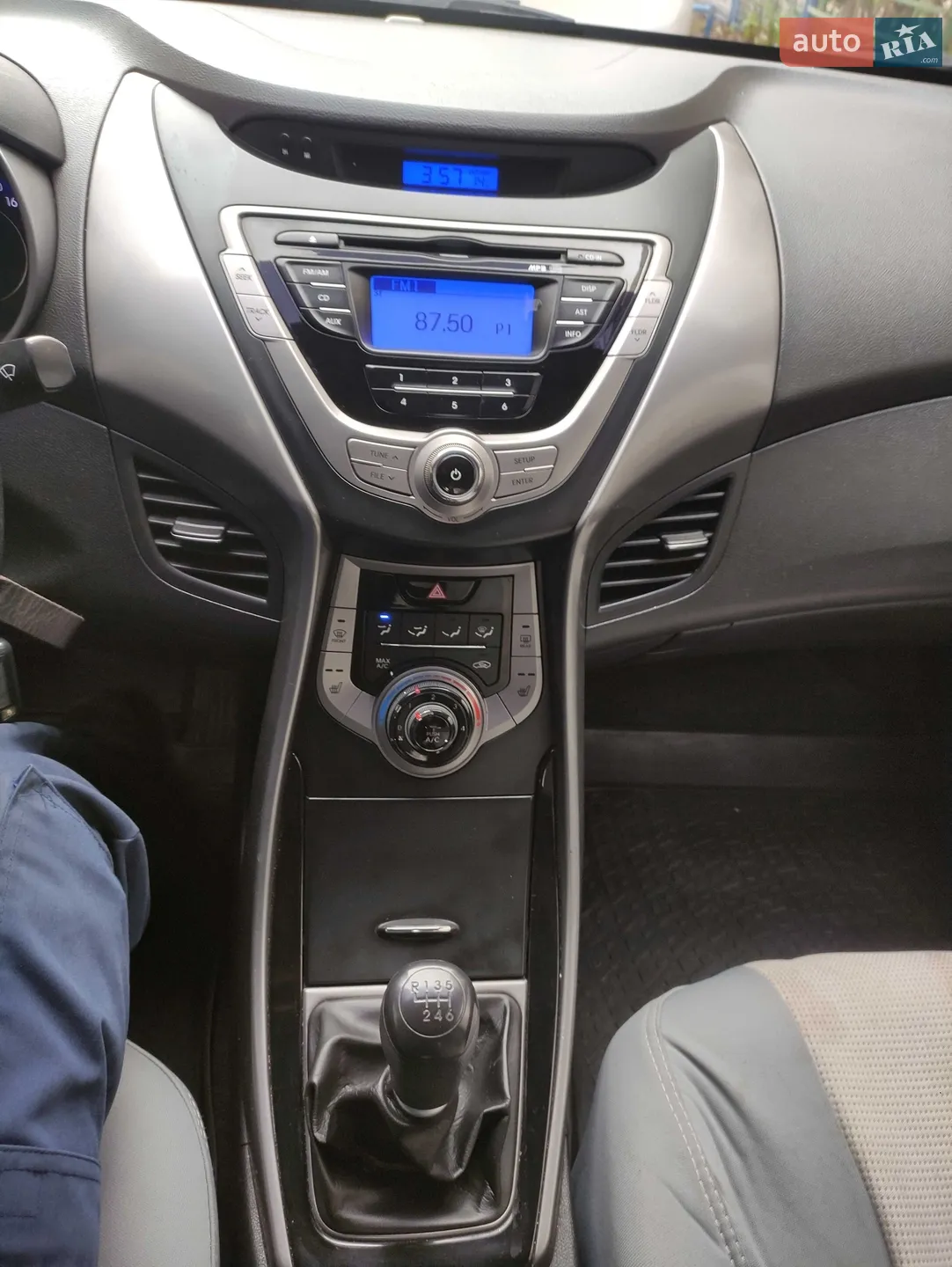 2012 Hyundai Elantra - мініатюра 12