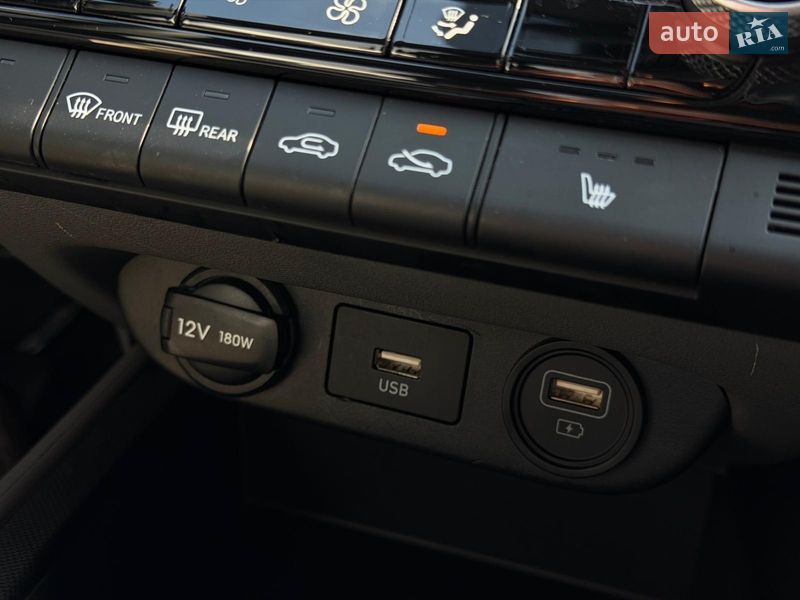 Седан Hyundai Elantra 2022 в Луцке