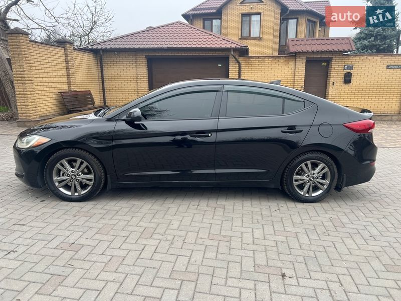 Седан Hyundai Elantra 2017 в Запорожье