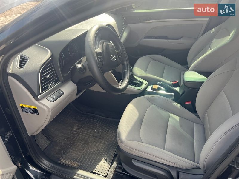 Седан Hyundai Elantra 2017 в Запорожье