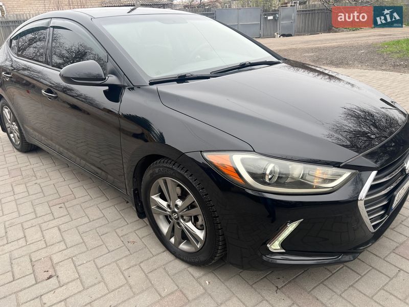 Седан Hyundai Elantra 2017 в Запорожье