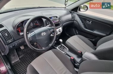 Седан Hyundai Elantra 2010 в Харькове