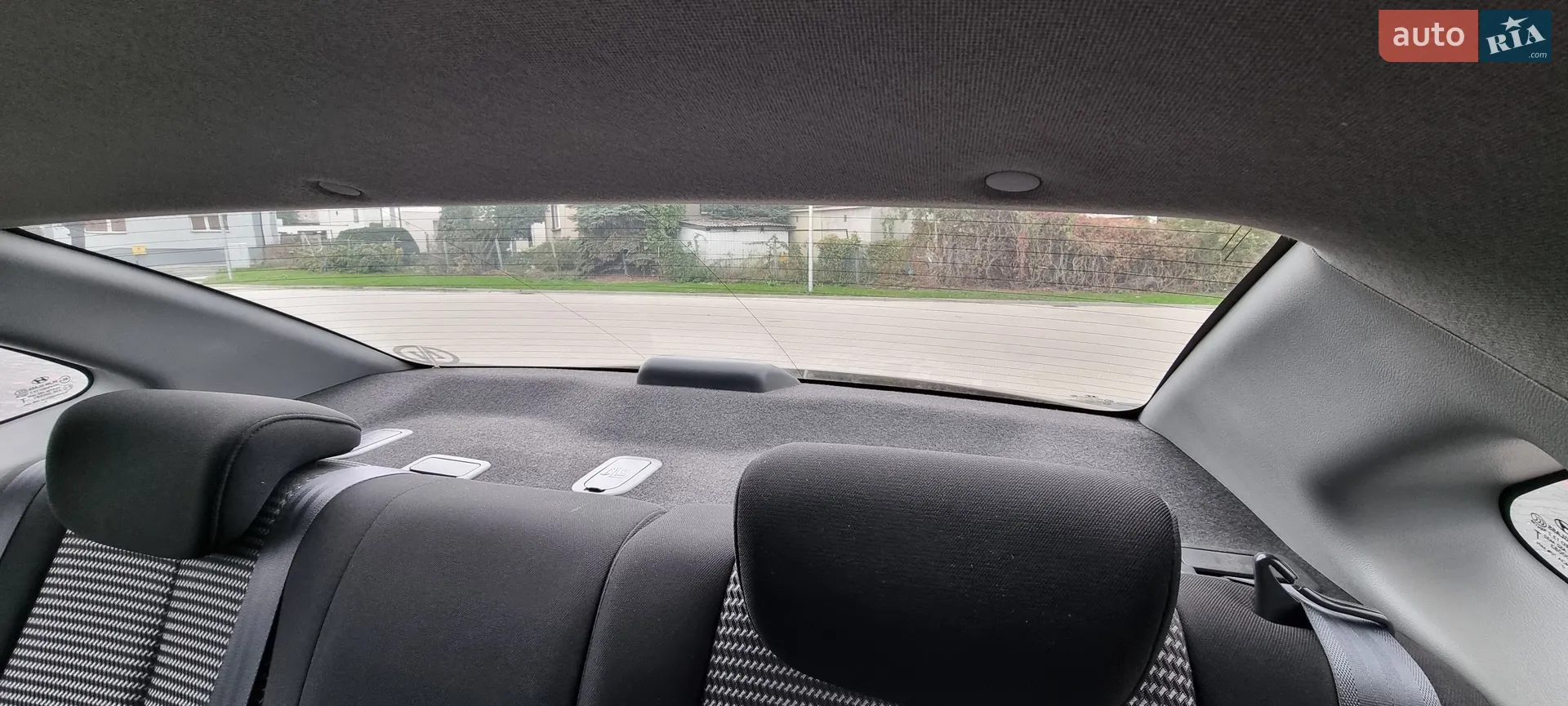 2010 Hyundai Elantra - мініатюра 40