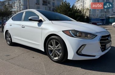 Седан Hyundai Elantra 2017 в Одессе