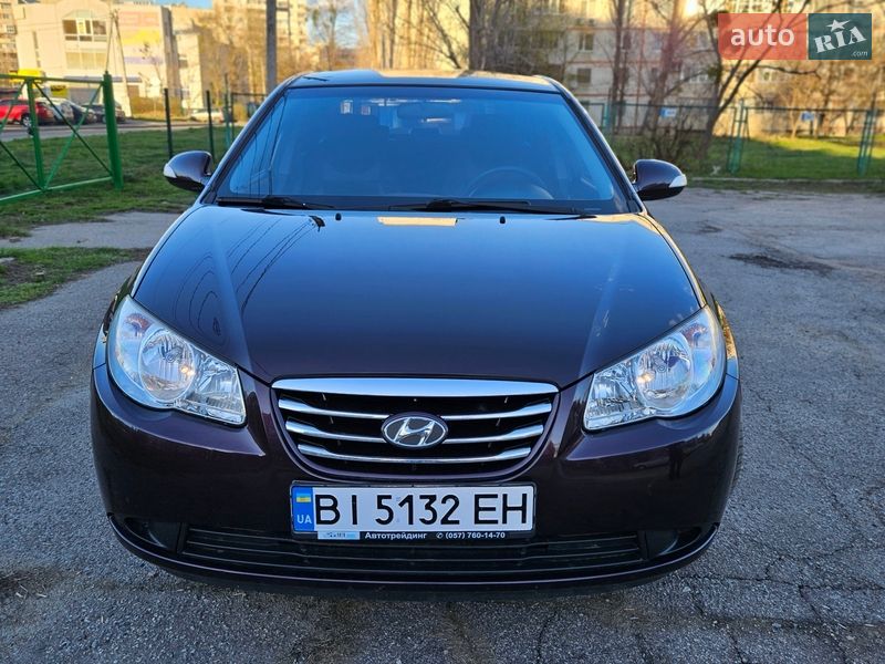 Седан Hyundai Elantra 2010 в Харькове