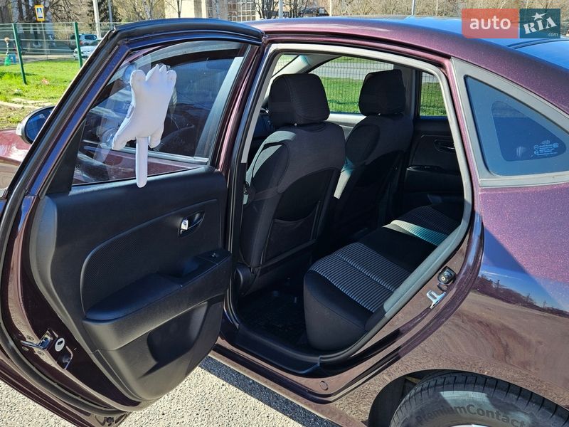 Седан Hyundai Elantra 2010 в Харькове