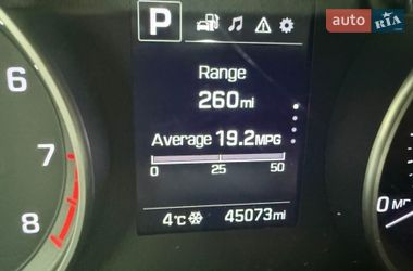 Седан Hyundai Elantra 2016 в Киеве