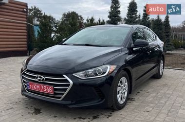 Седан Hyundai Elantra 2018 в Святопетровское