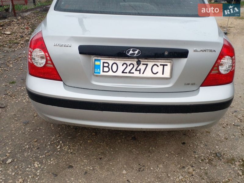 Седан Hyundai Elantra 2005 в Тернополе