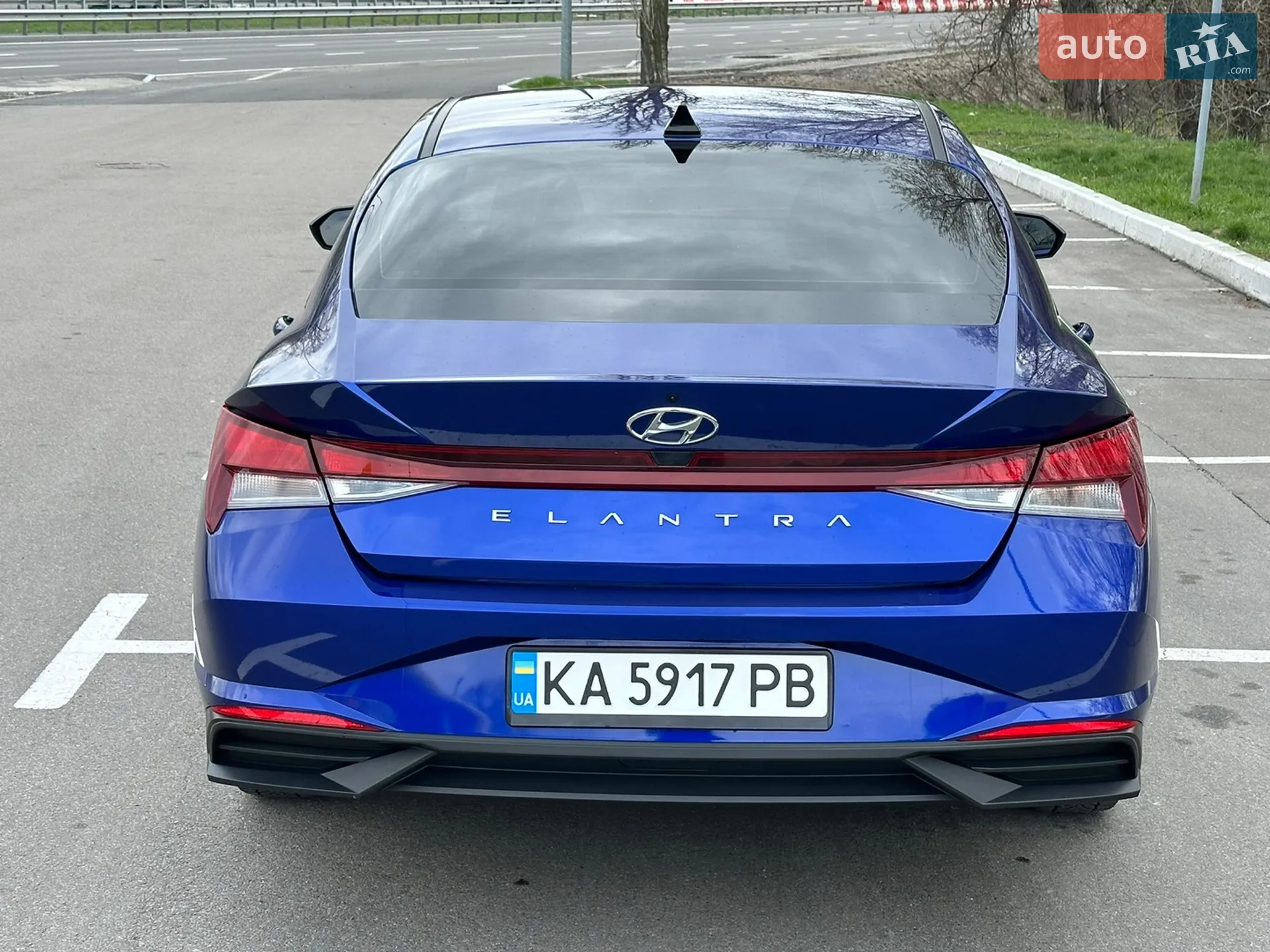 2022 Hyundai Elantra - мініатюра 10