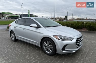 Седан Hyundai Elantra 2016 в Харкові