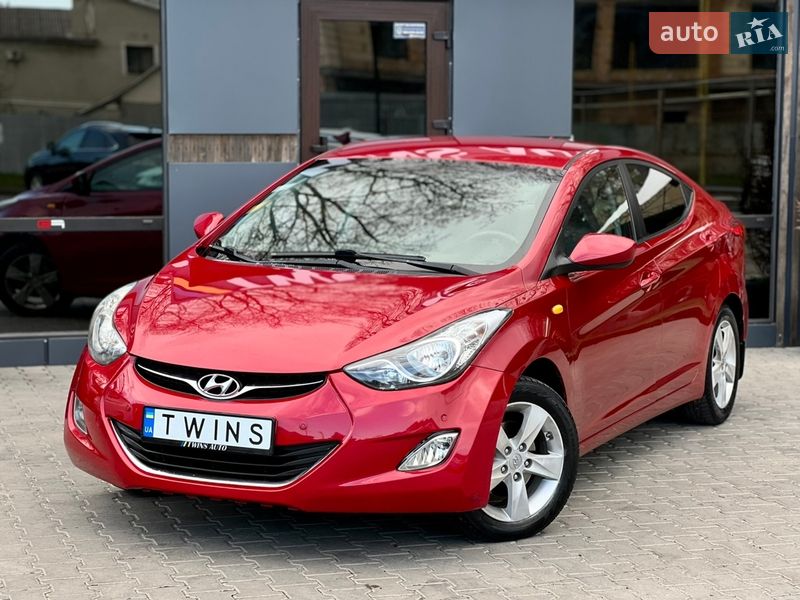 Hyundai Elantra 2013