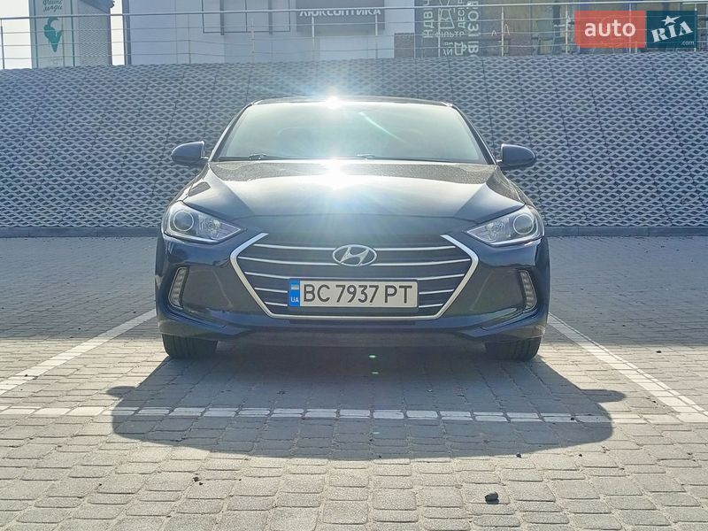 Hyundai Elantra 2018