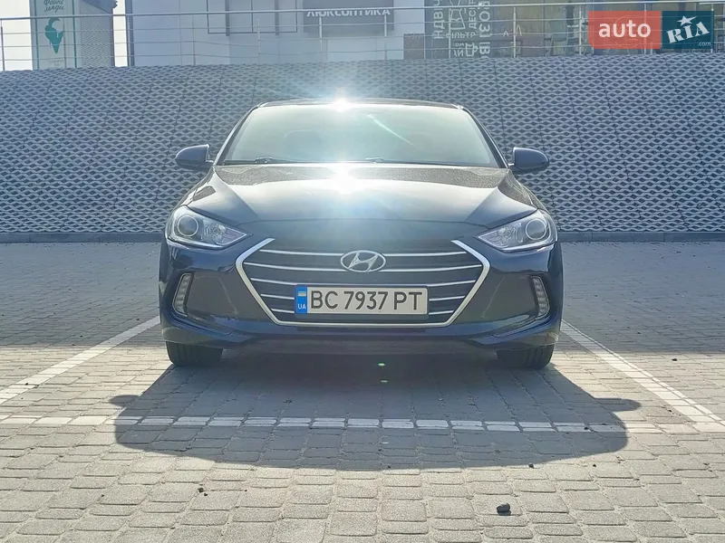 Hyundai Elantra