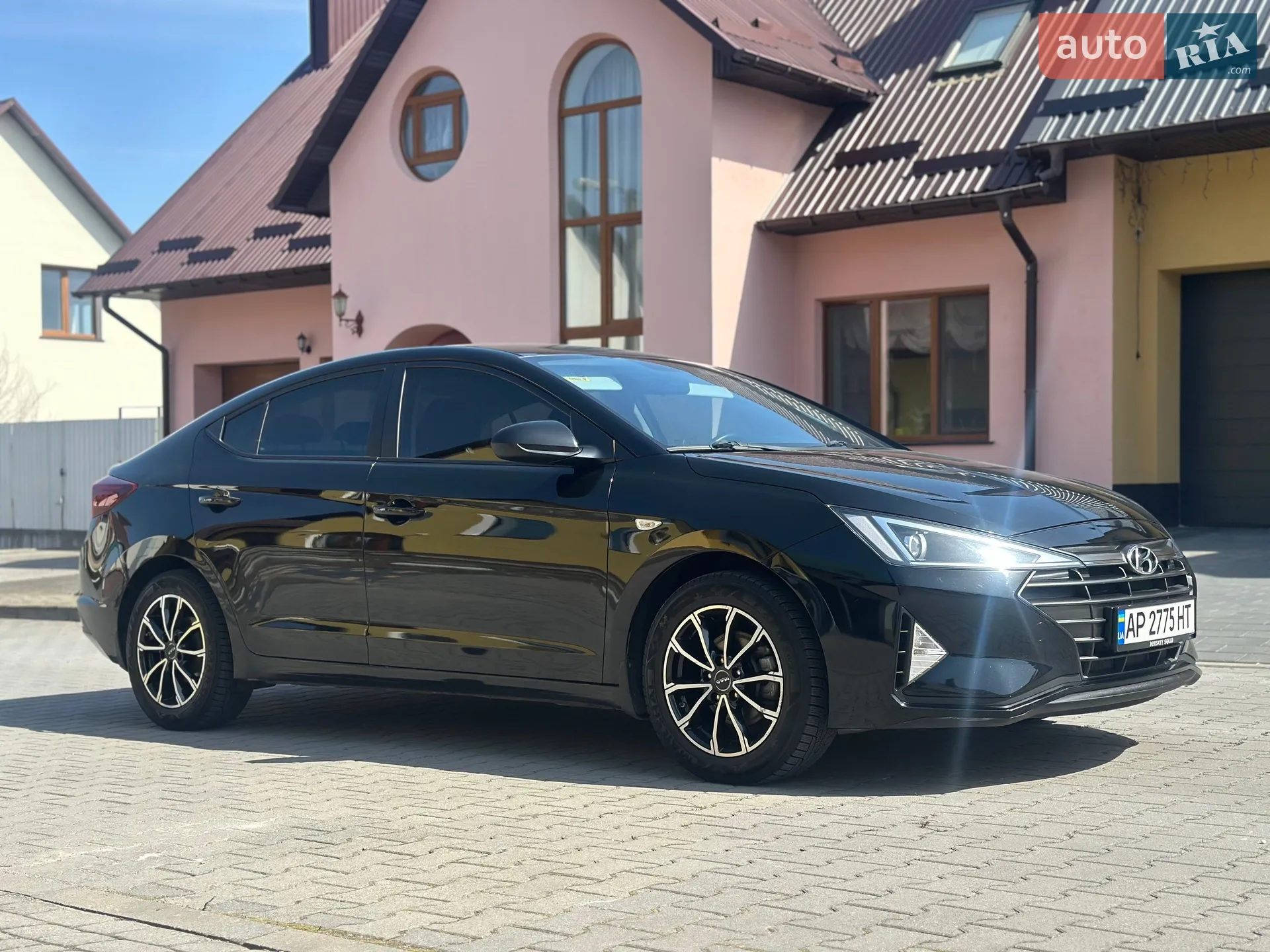 2019 Hyundai Elantra - мініатюра 11