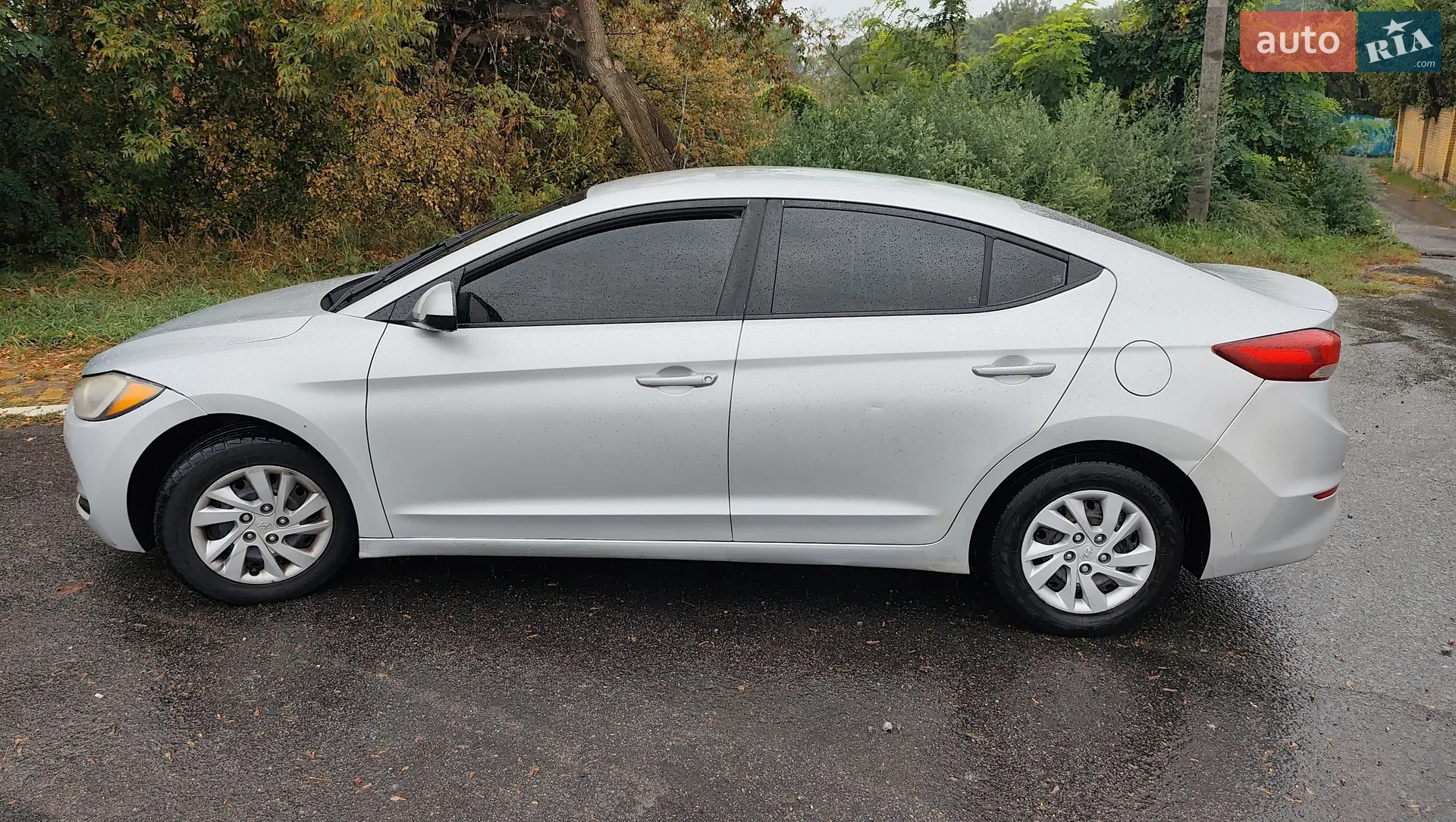 2018 Hyundai Elantra - фото 1