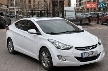 Седан Hyundai Elantra 2011 в Киеве