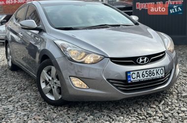 Седан Hyundai Elantra 2012 в Смілі
