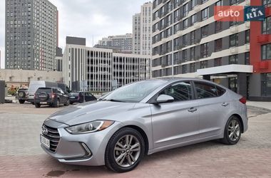 Седан Hyundai Elantra 2017 в Киеве