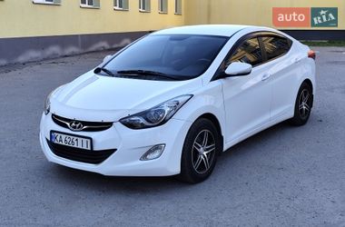 Седан Hyundai Elantra 2013 в Киеве