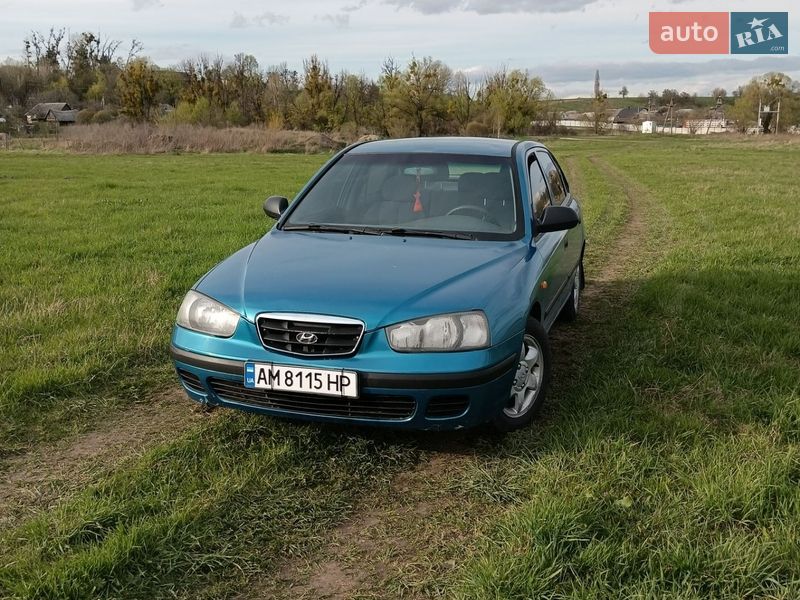Hyundai Elantra 2003