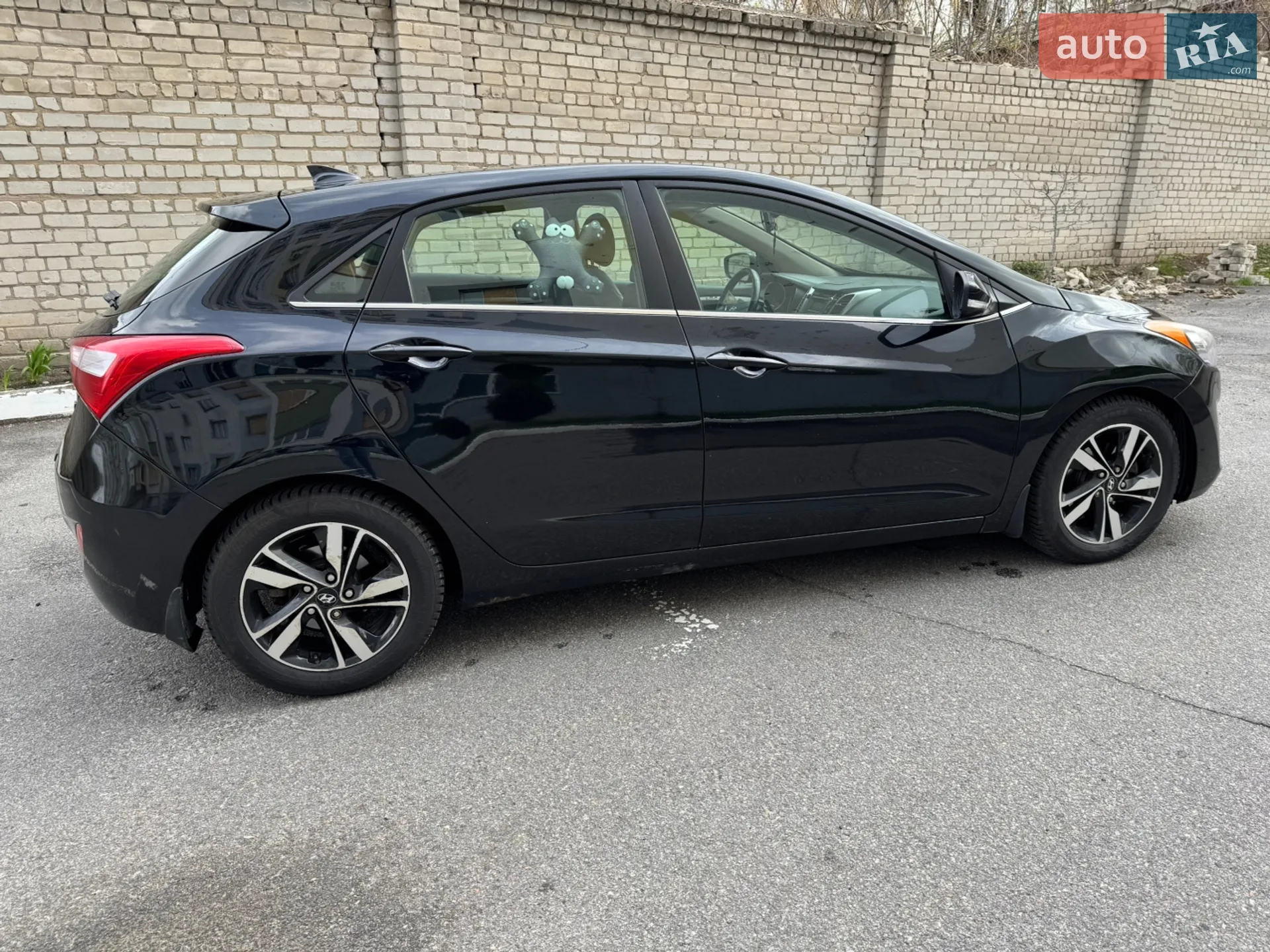 2013 Hyundai Elantra - мініатюра 8