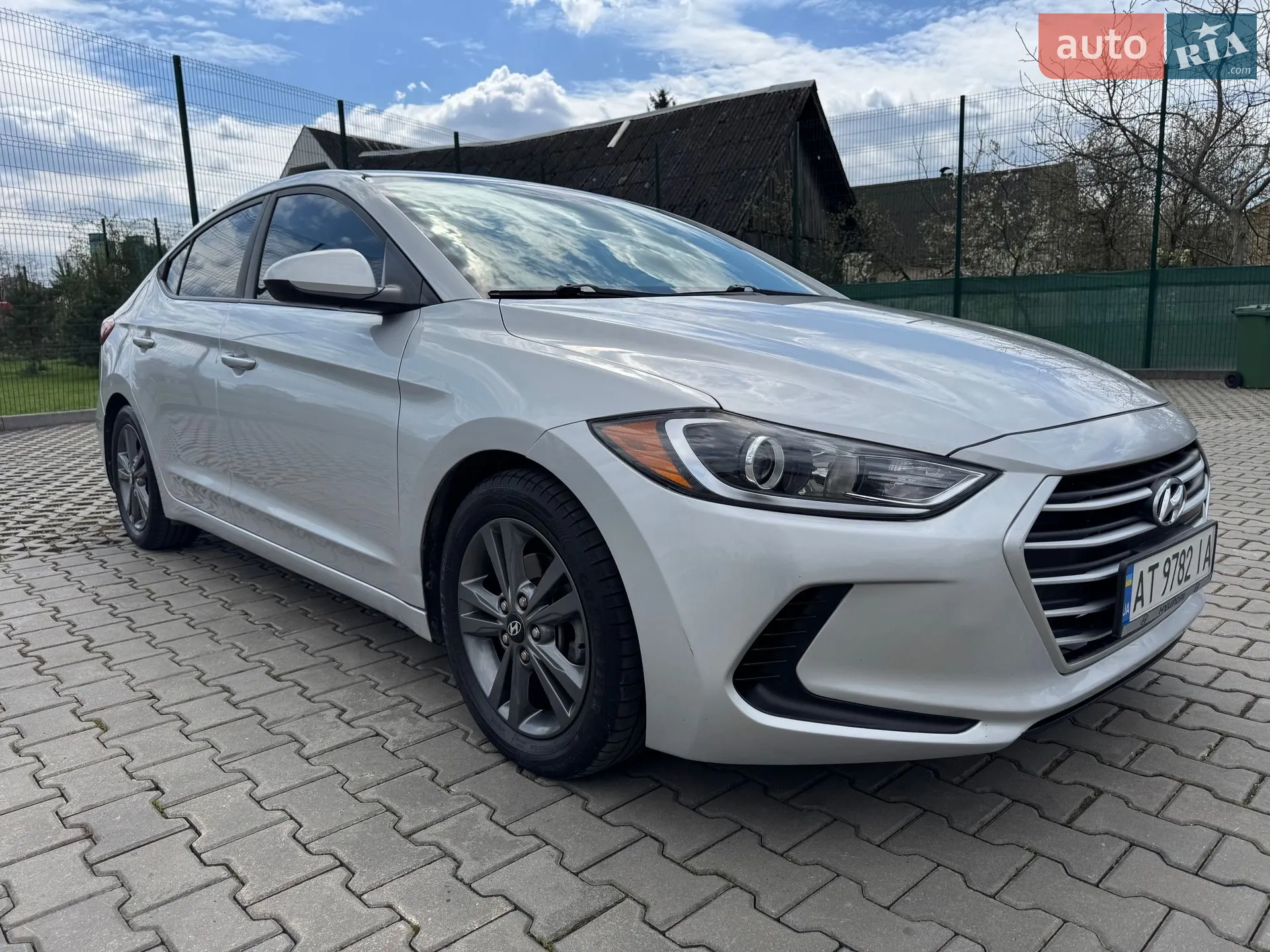 2018 Hyundai Elantra - мініатюра 16