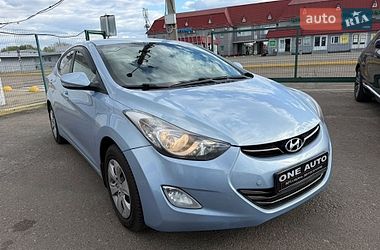 Седан Hyundai Elantra 2011 в Киеве