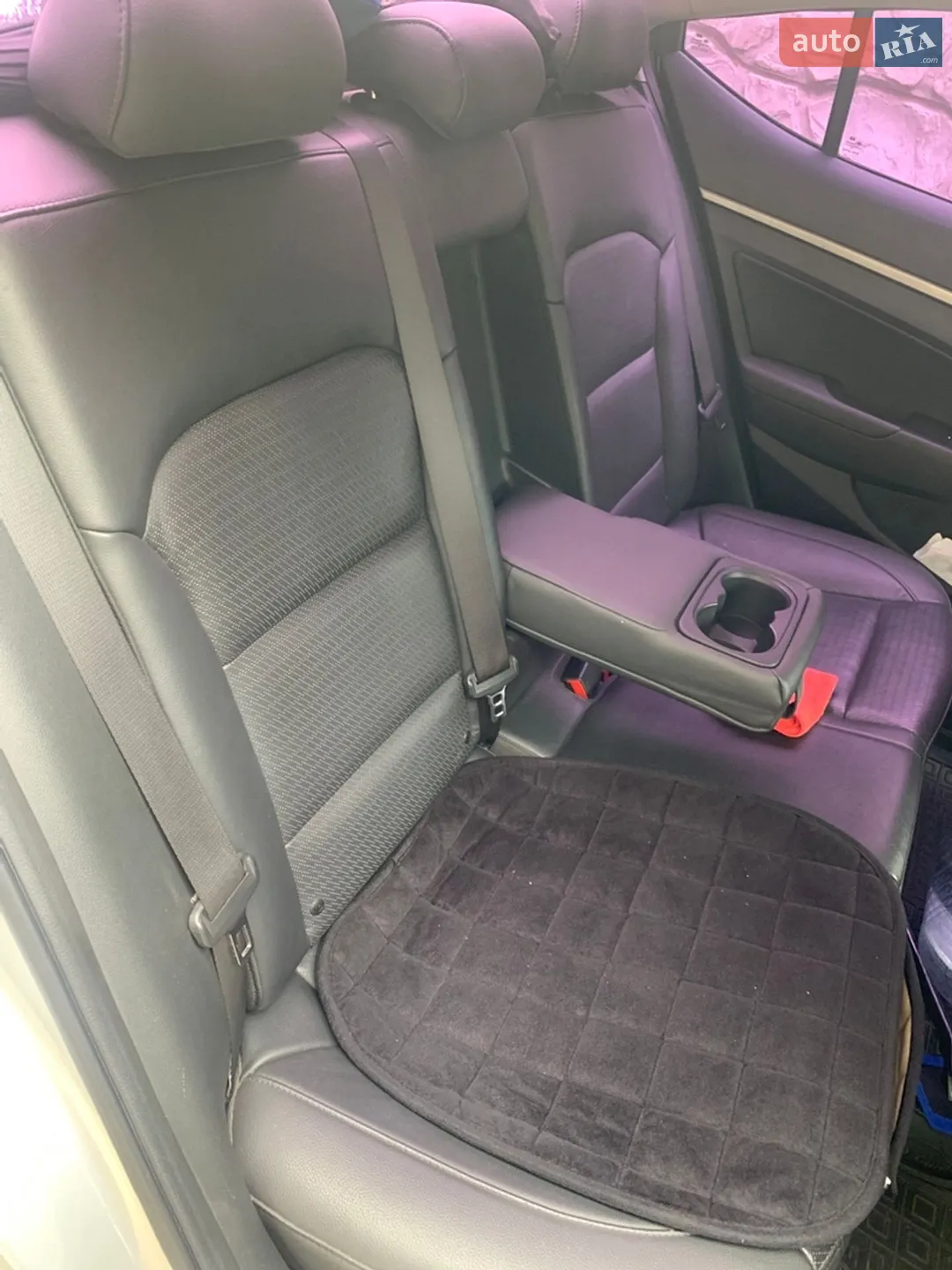 2016 Hyundai Elantra - мініатюра 7