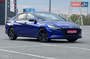 Седан Hyundai Elantra 2023 в Києві