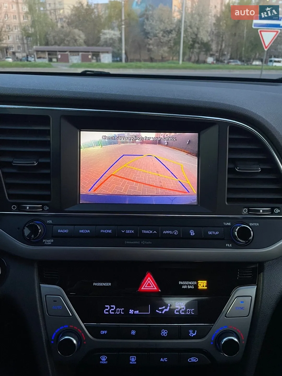 2016 Hyundai Elantra - мініатюра 15