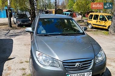 Седан Hyundai Elantra 2010 в Буче