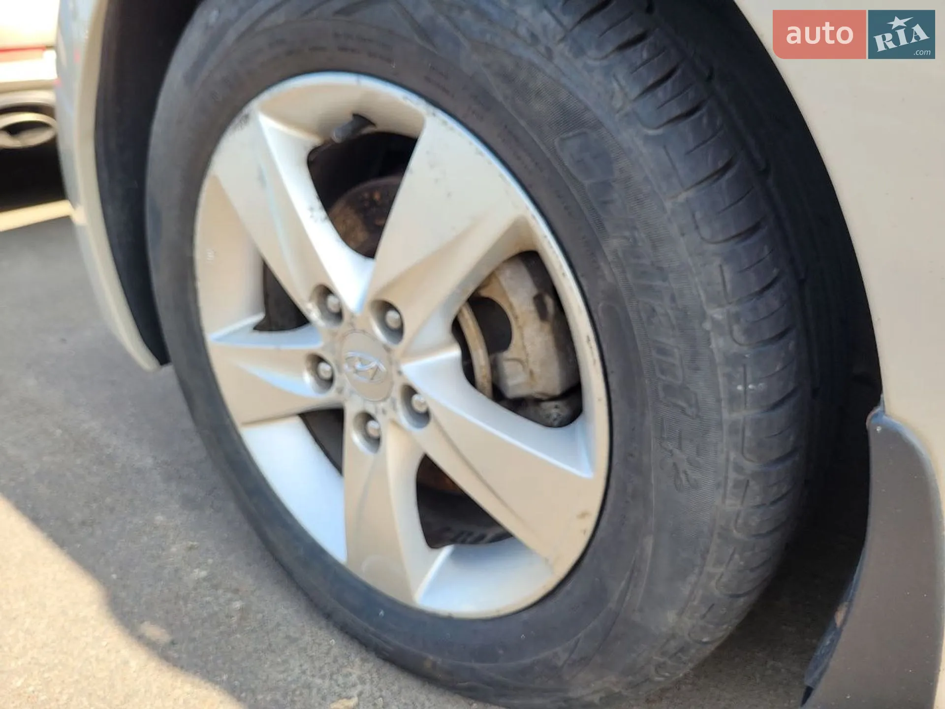 2012 Hyundai Elantra - мініатюра 24