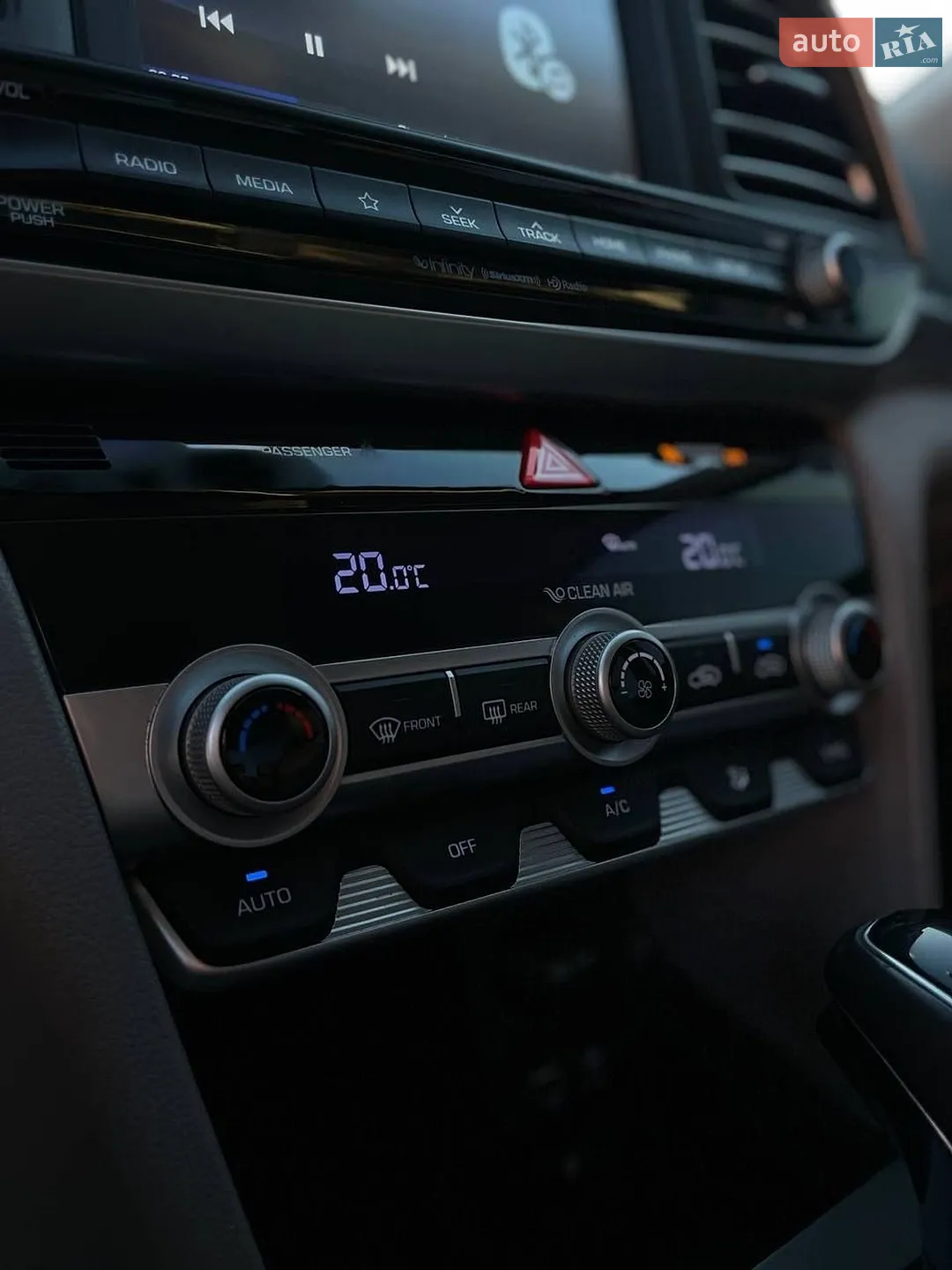 2020 Hyundai Elantra - мініатюра 15