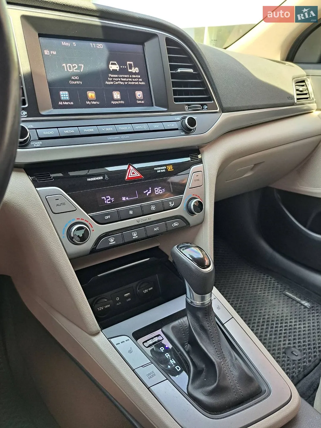 2017 Hyundai Elantra - мініатюра 13