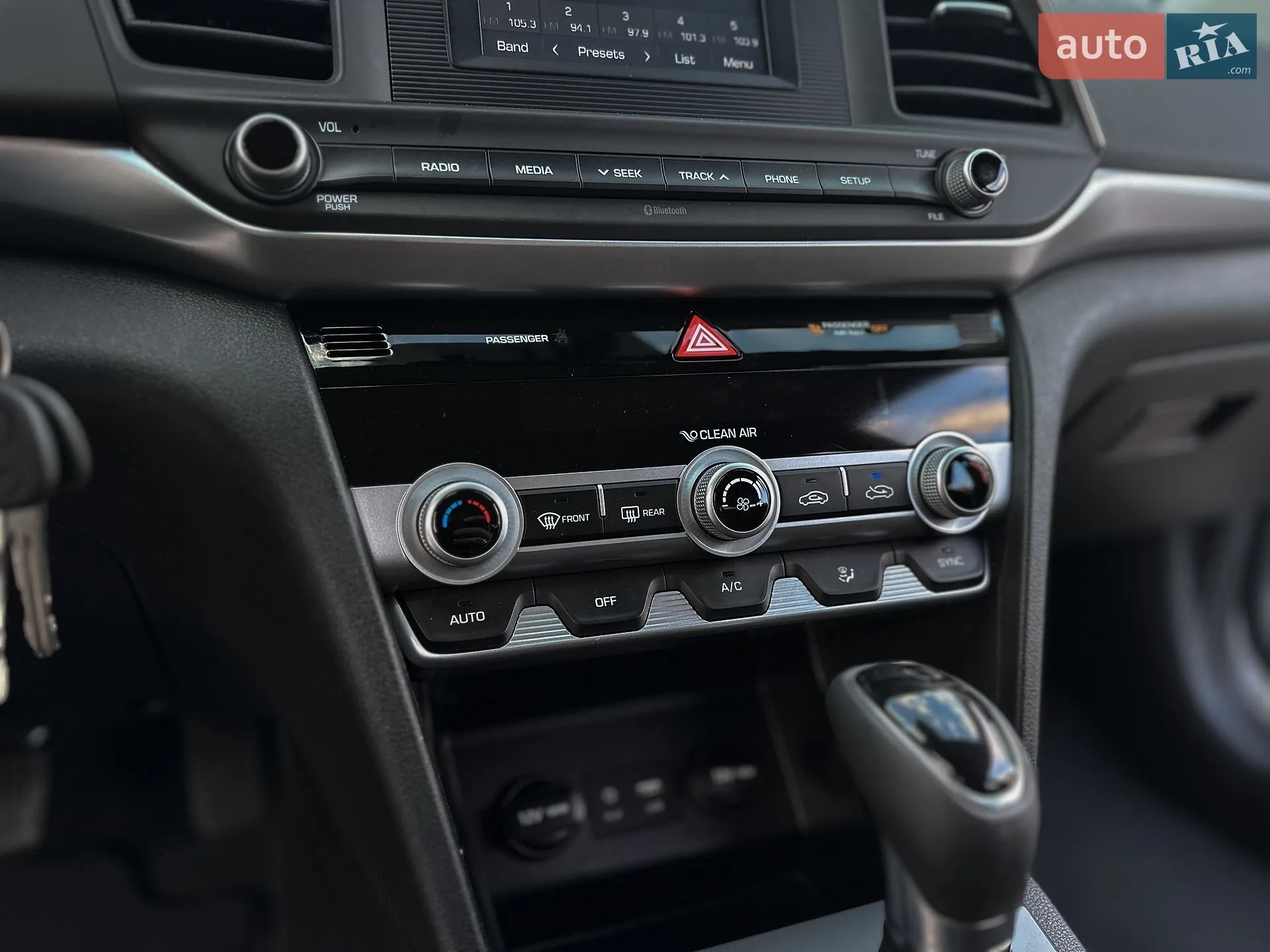 2019 Hyundai Elantra - мініатюра 56