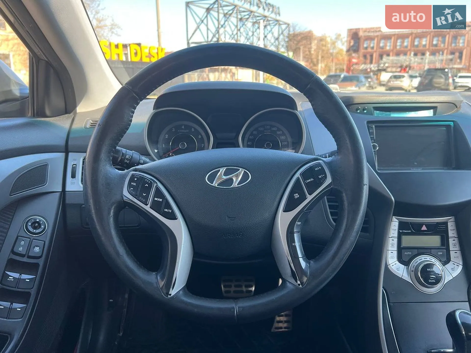 2011 Hyundai Elantra - мініатюра 15