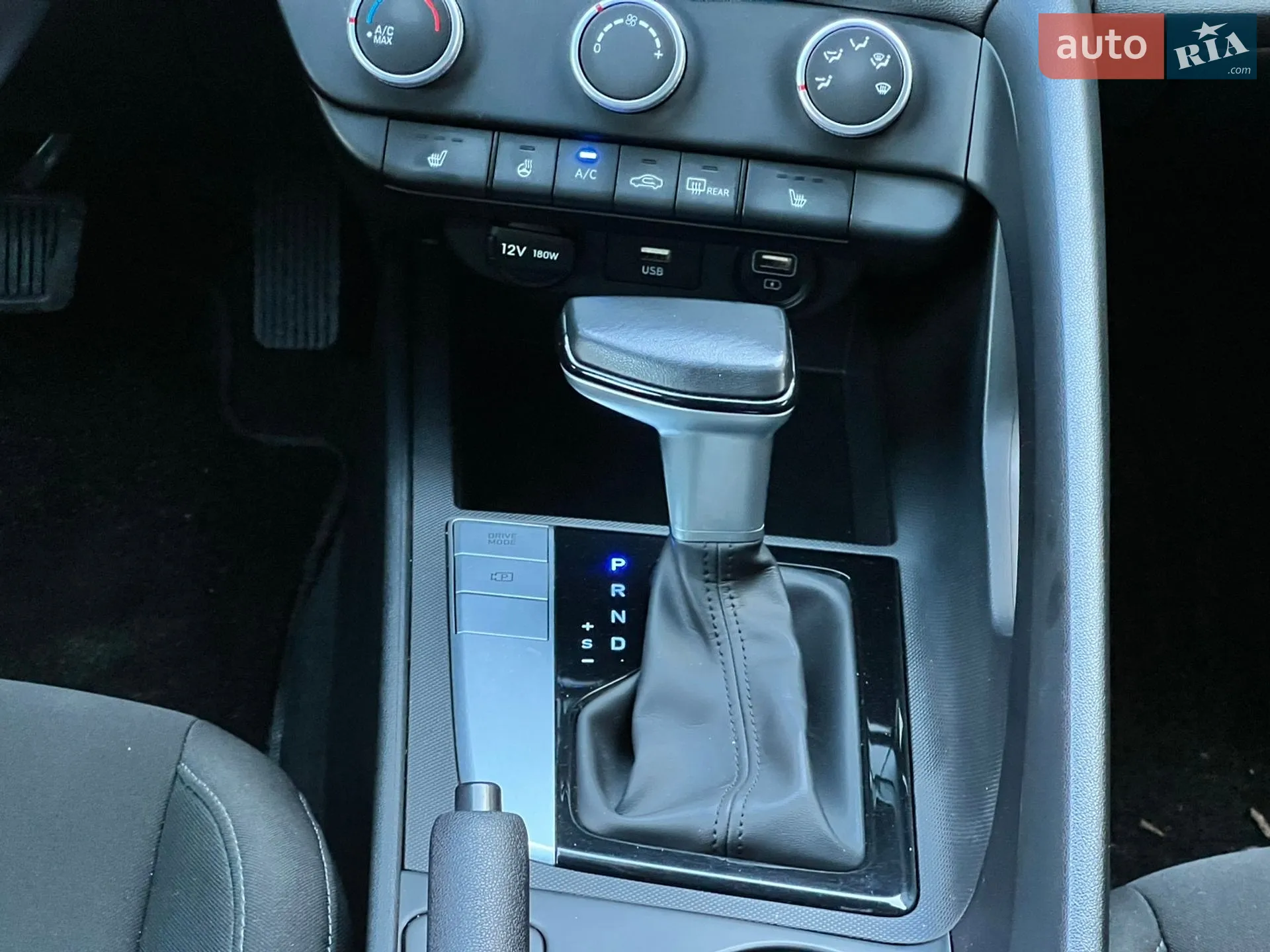 2021 Hyundai Elantra - мініатюра 40