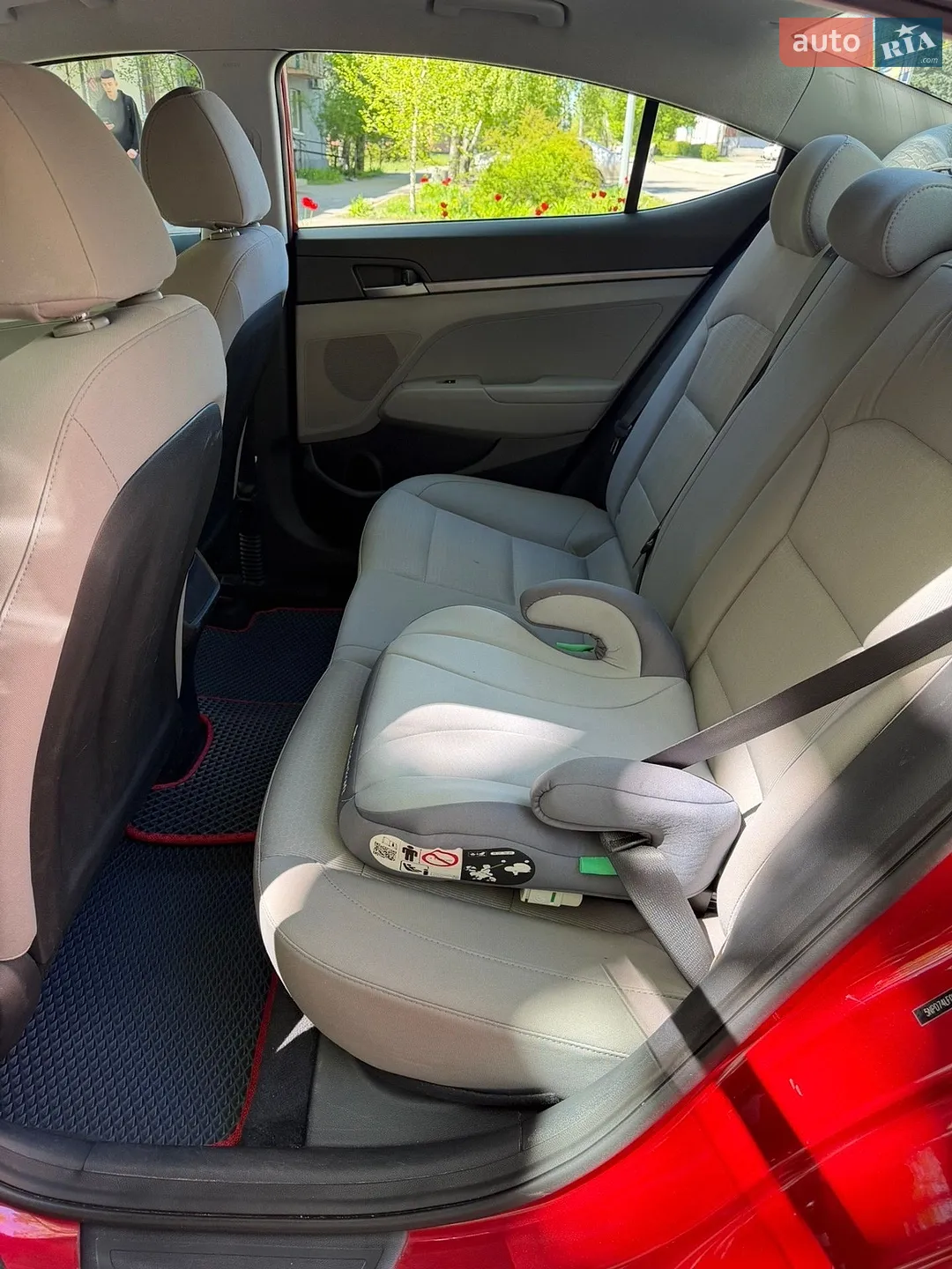 2016 Hyundai Elantra - мініатюра 10