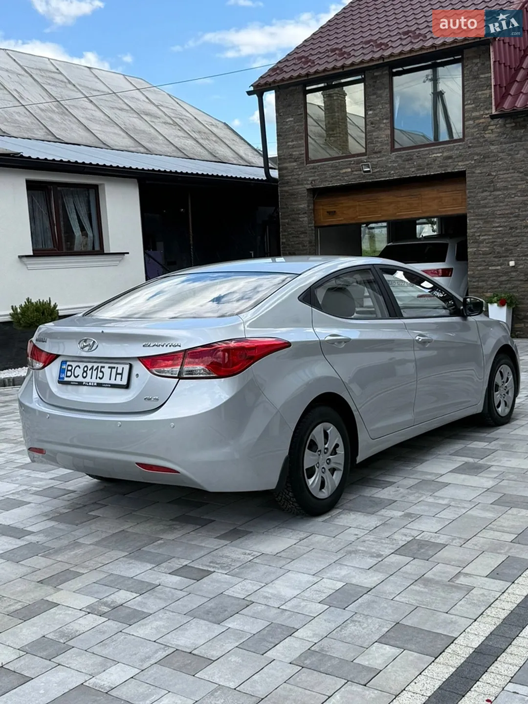 2011 Hyundai Elantra - мініатюра 8