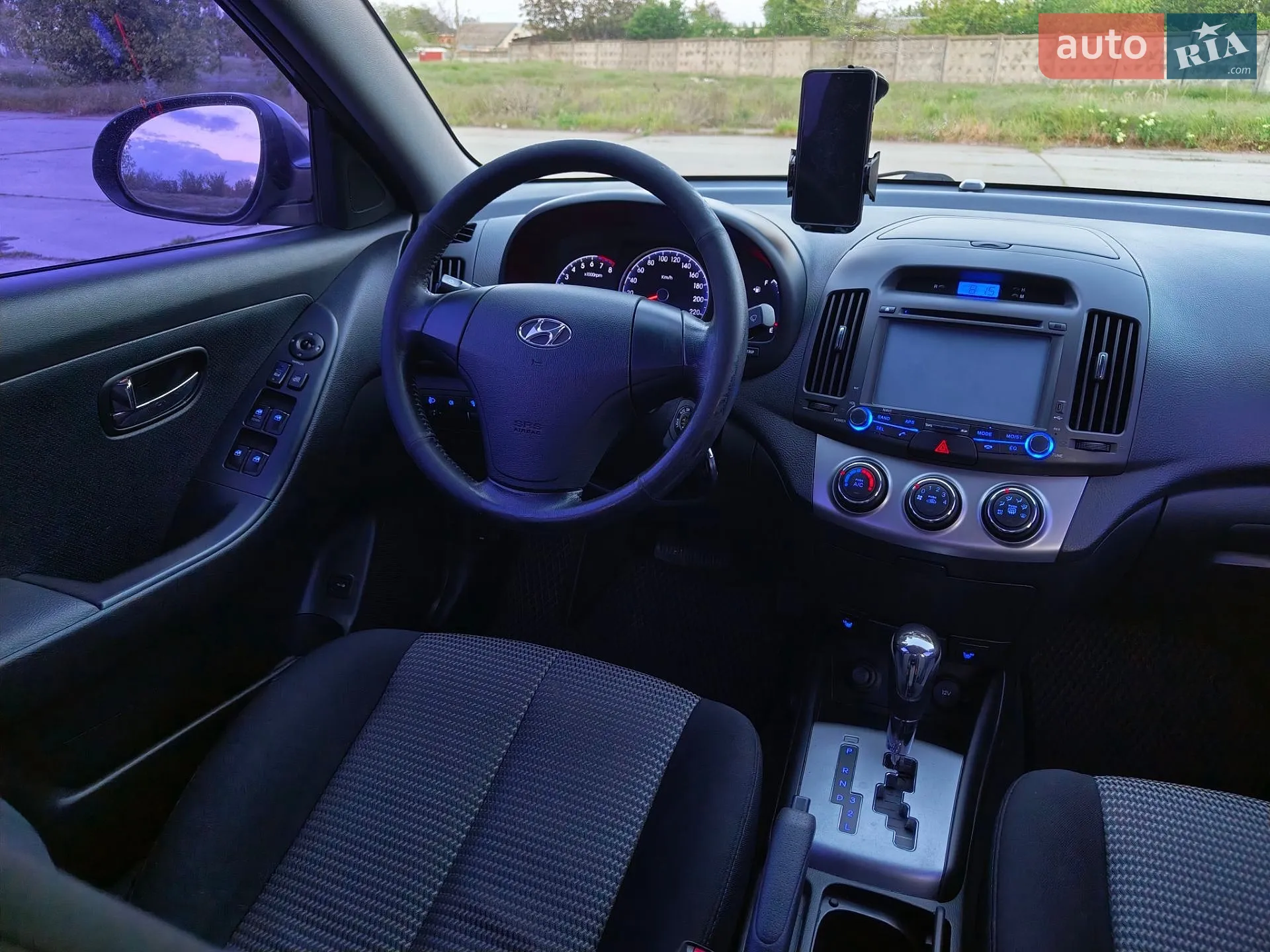 2011 Hyundai Elantra - мініатюра 4
