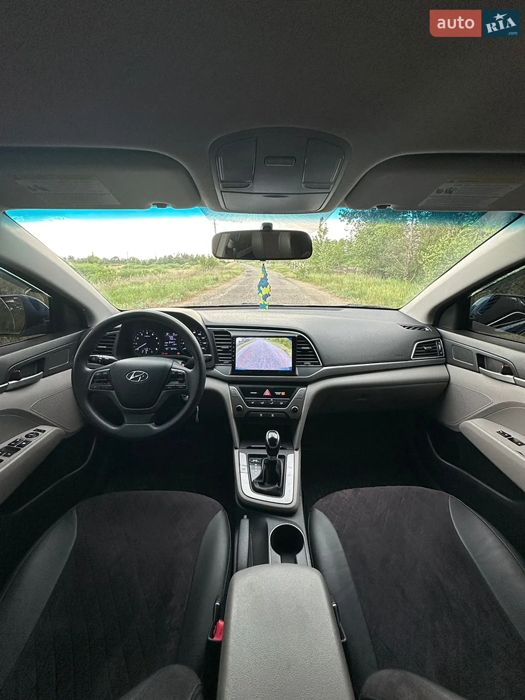 2017 Hyundai Elantra - мініатюра 5